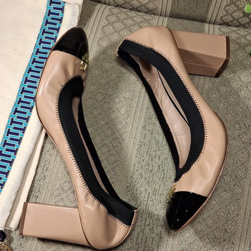 Tory Burch Nude Tan and Black Cap-Toe Leather Pumps